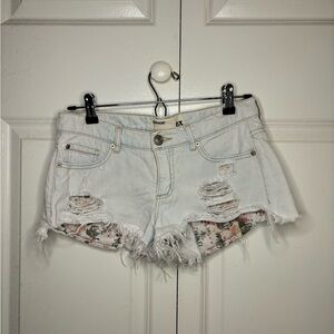 Ripped Jean shorts